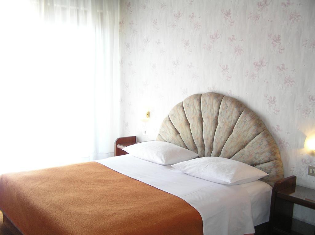 Guest House Lifestyle Holiday Opatija Rom bilde